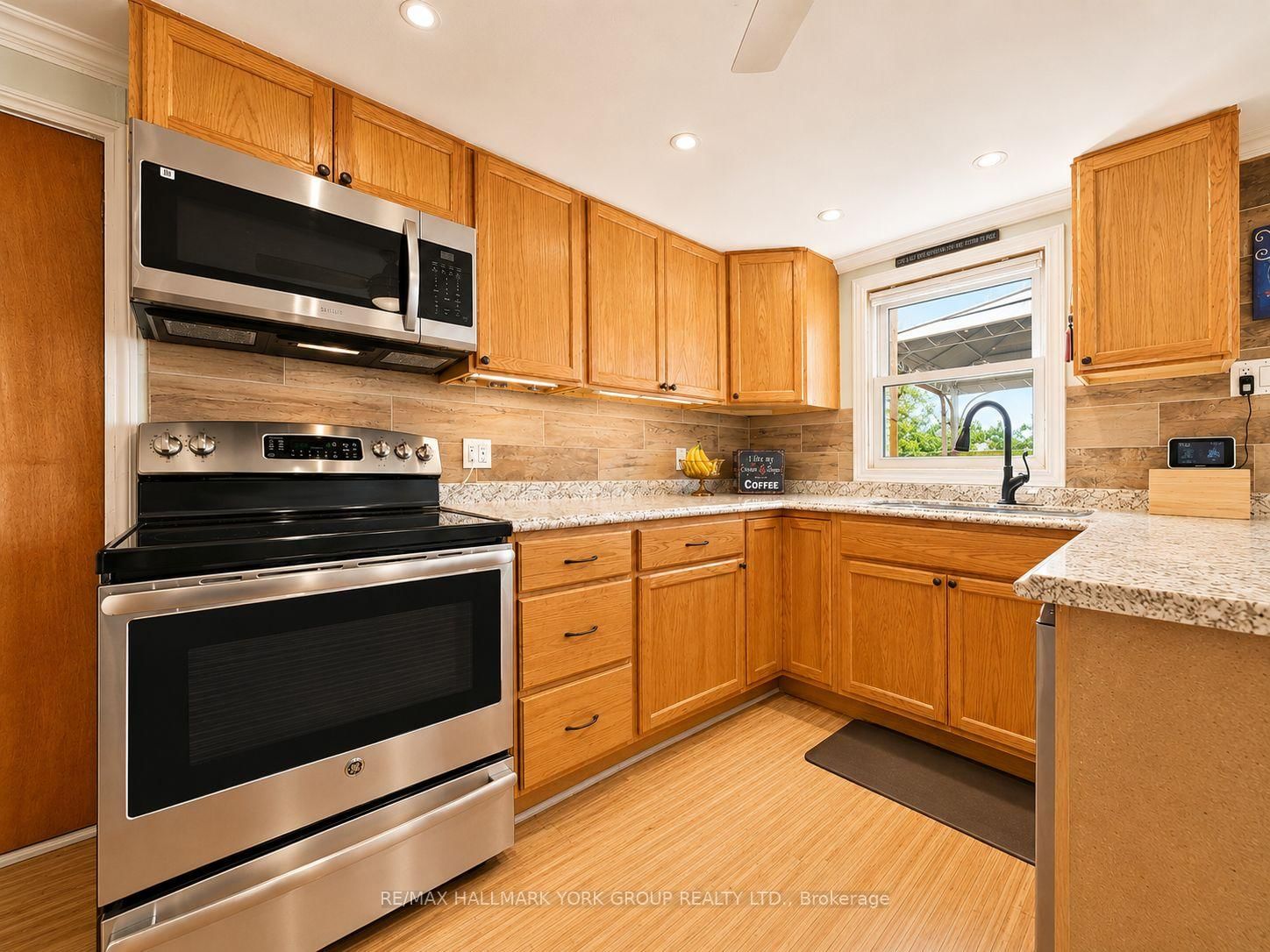 4 Second Street • Kawartha Lakes, ON photo 14