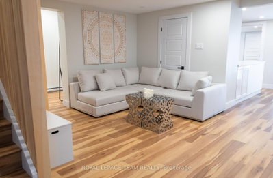 121 Carruthers Avenue • Ottawa, ON photo 9