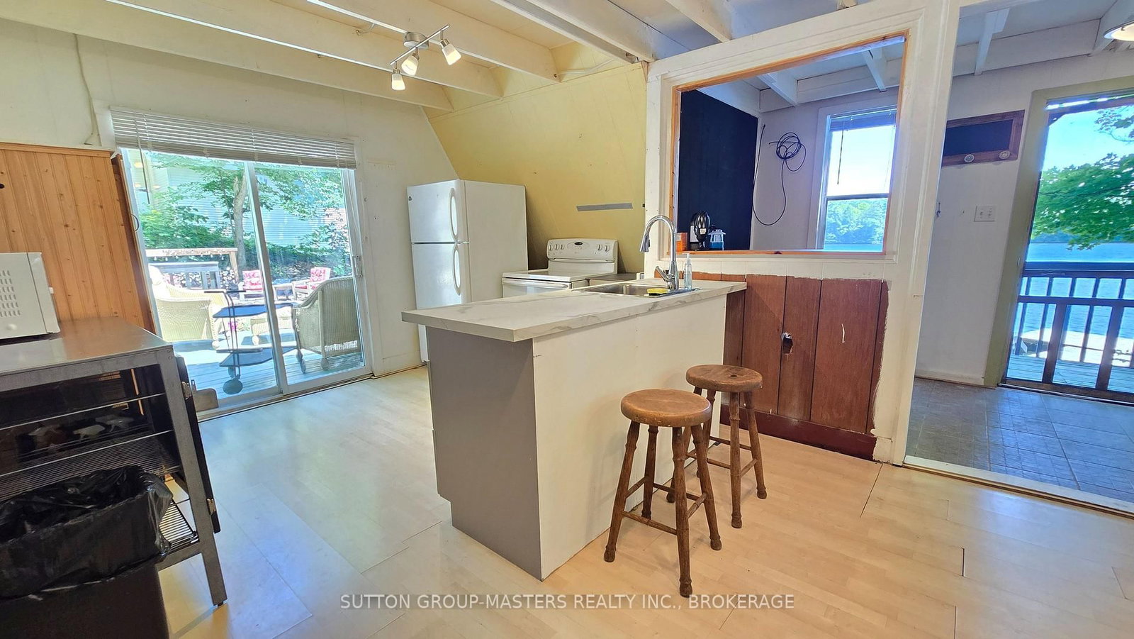 4264 Melody Lodge Lane • Battersea, ON photo 33
