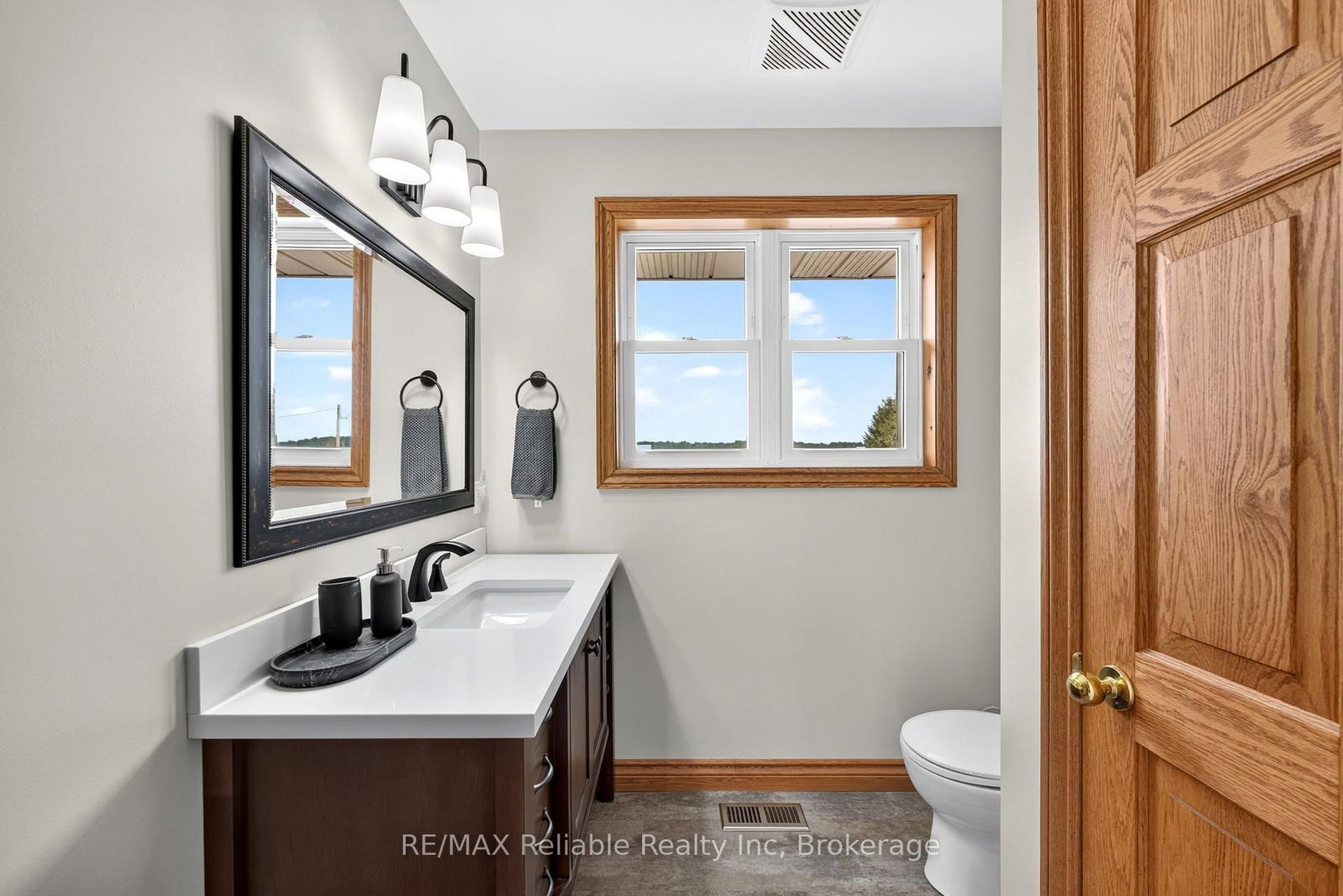 43804 Hydro Line Road • Huron East, ON photo 27