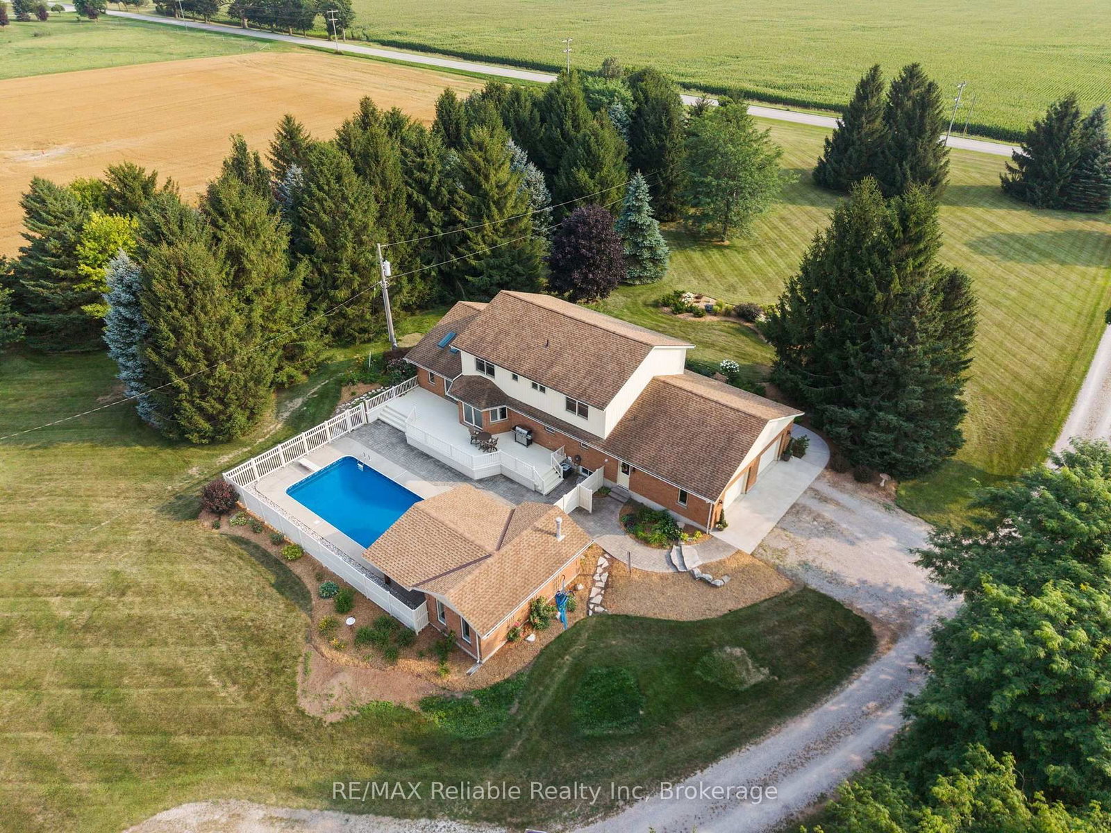 43804 Hydro Line Road • Huron East, ON photo 45
