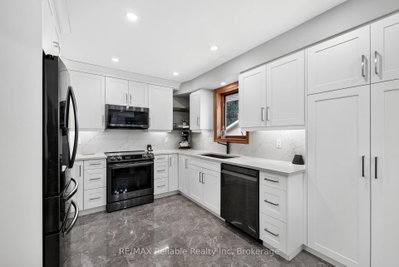 43804 Hydro Line Road • Huron East, ON photo 6