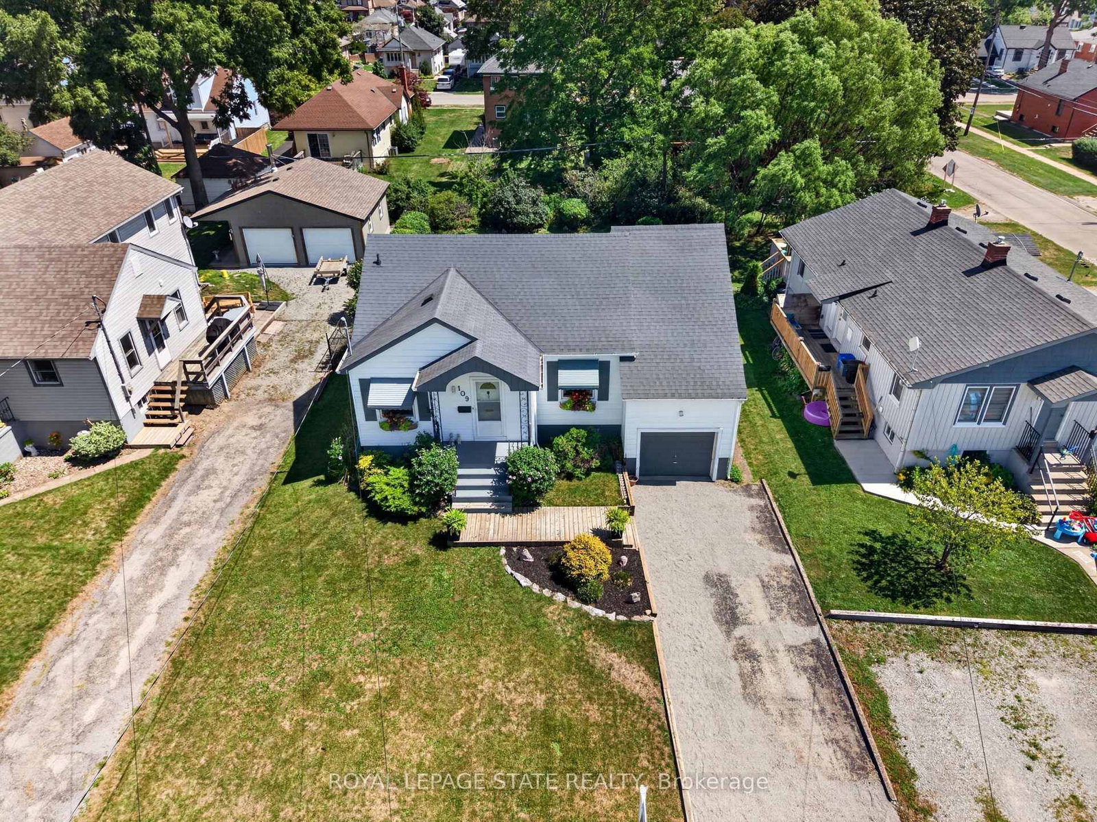 109 Linwood Avenue • Port Colborne, ON photo 45