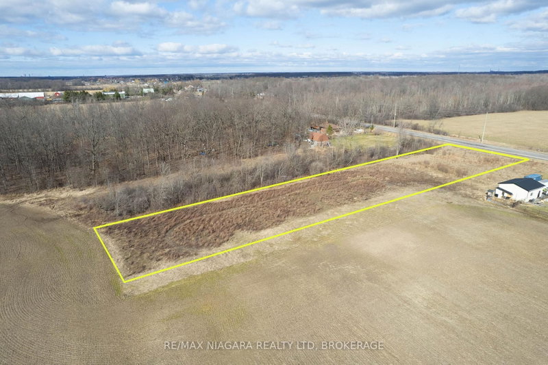 1577 Stevensville Rd photo 5
