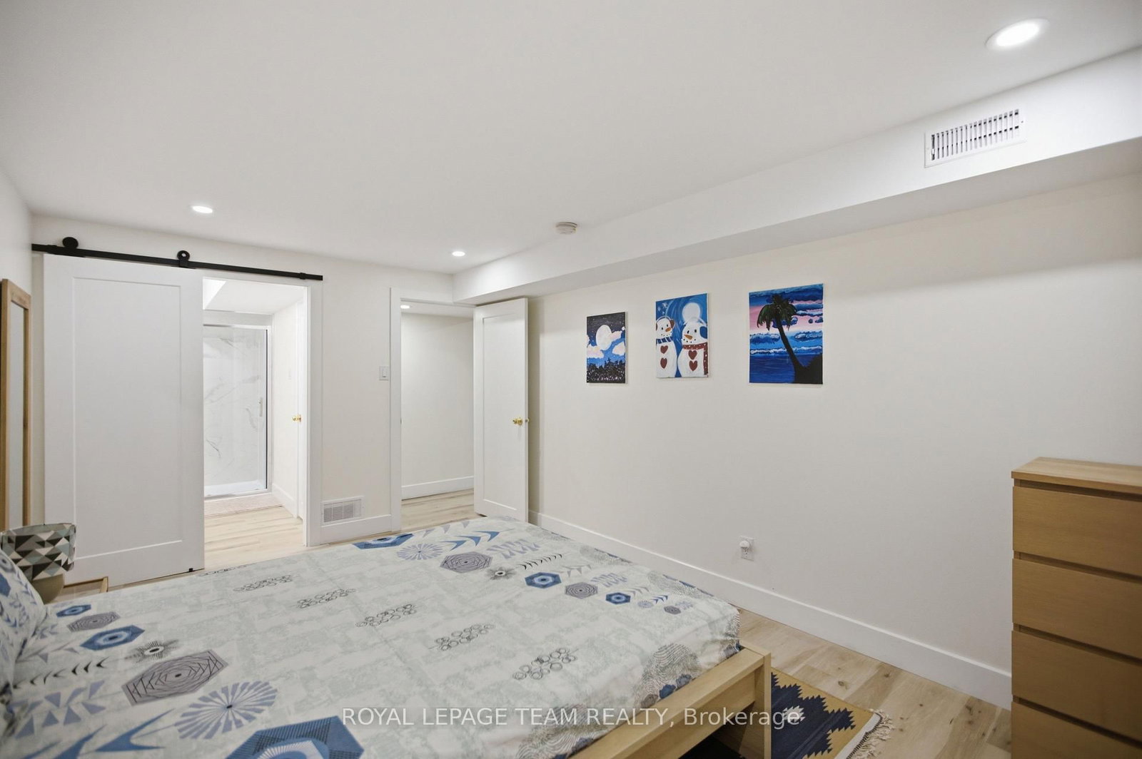790 Kilbirnie Drive • Ottawa, ON photo 33
