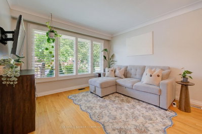 2 Allanton Boulevard • Brantford, ON photo 5