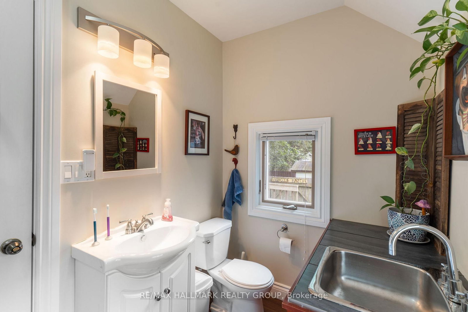 46 North Augusta Road • Brockville, ON photo 13