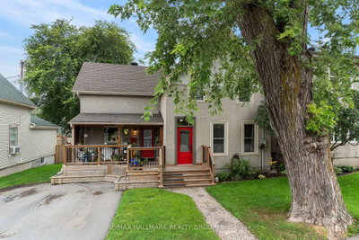 46 North Augusta Road • Brockville, ON photo 2