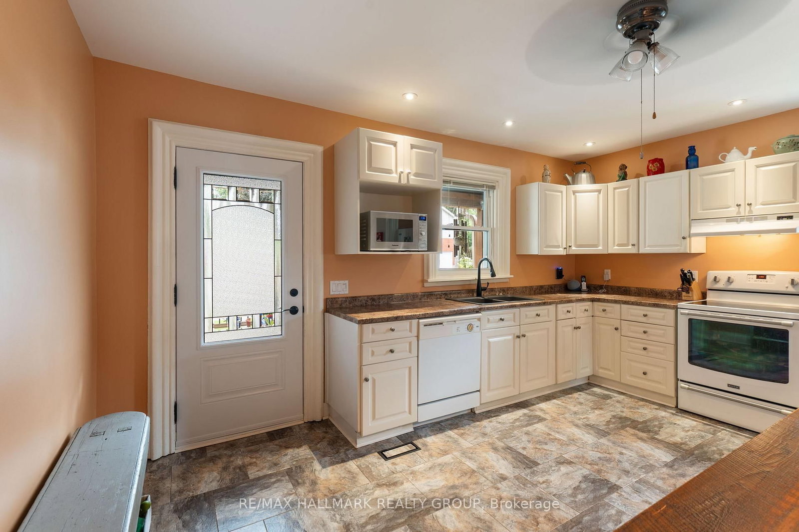 46 North Augusta Road • Brockville, ON photo 5