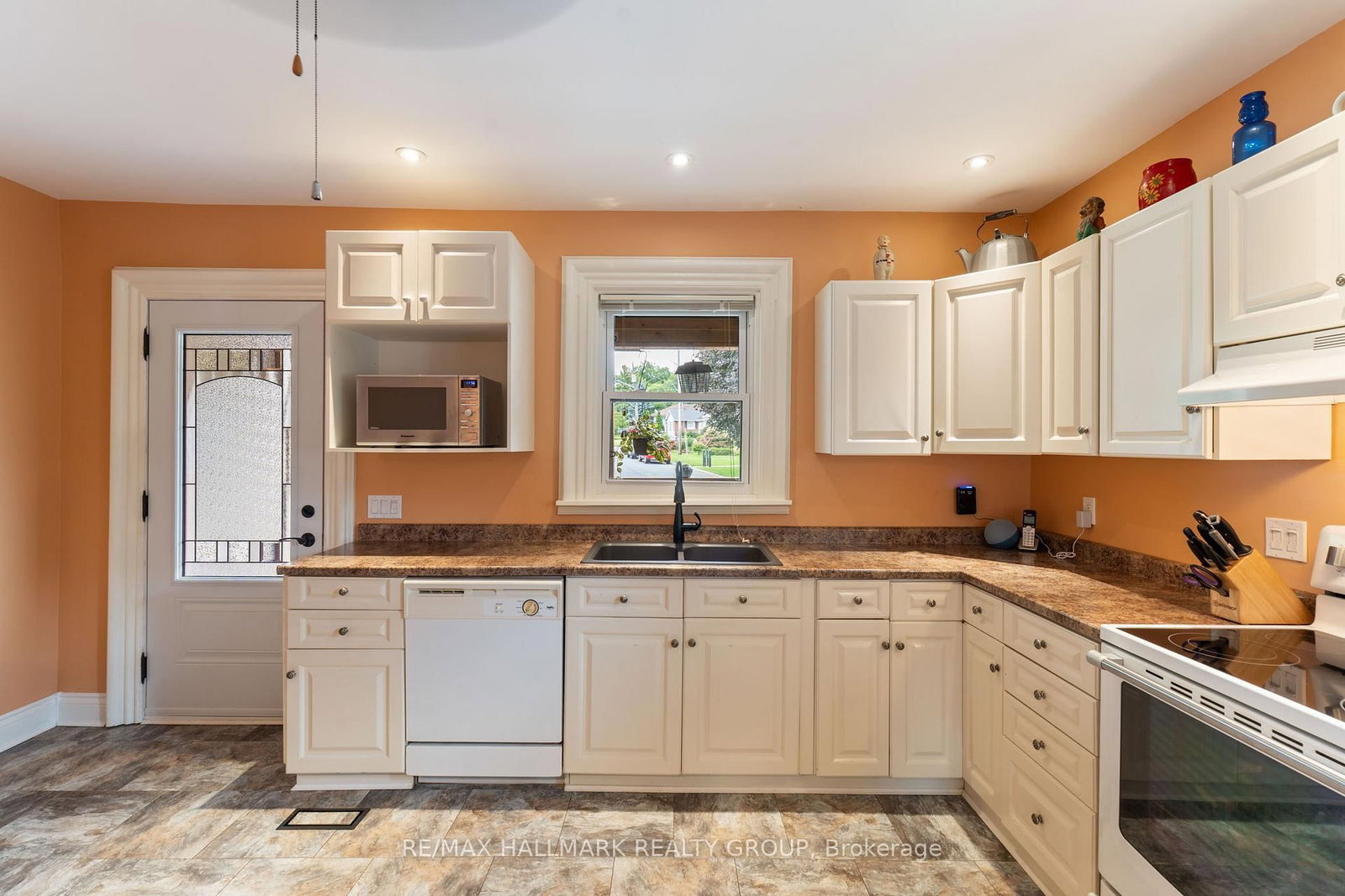 46 North Augusta Road • Brockville, ON photo 6
