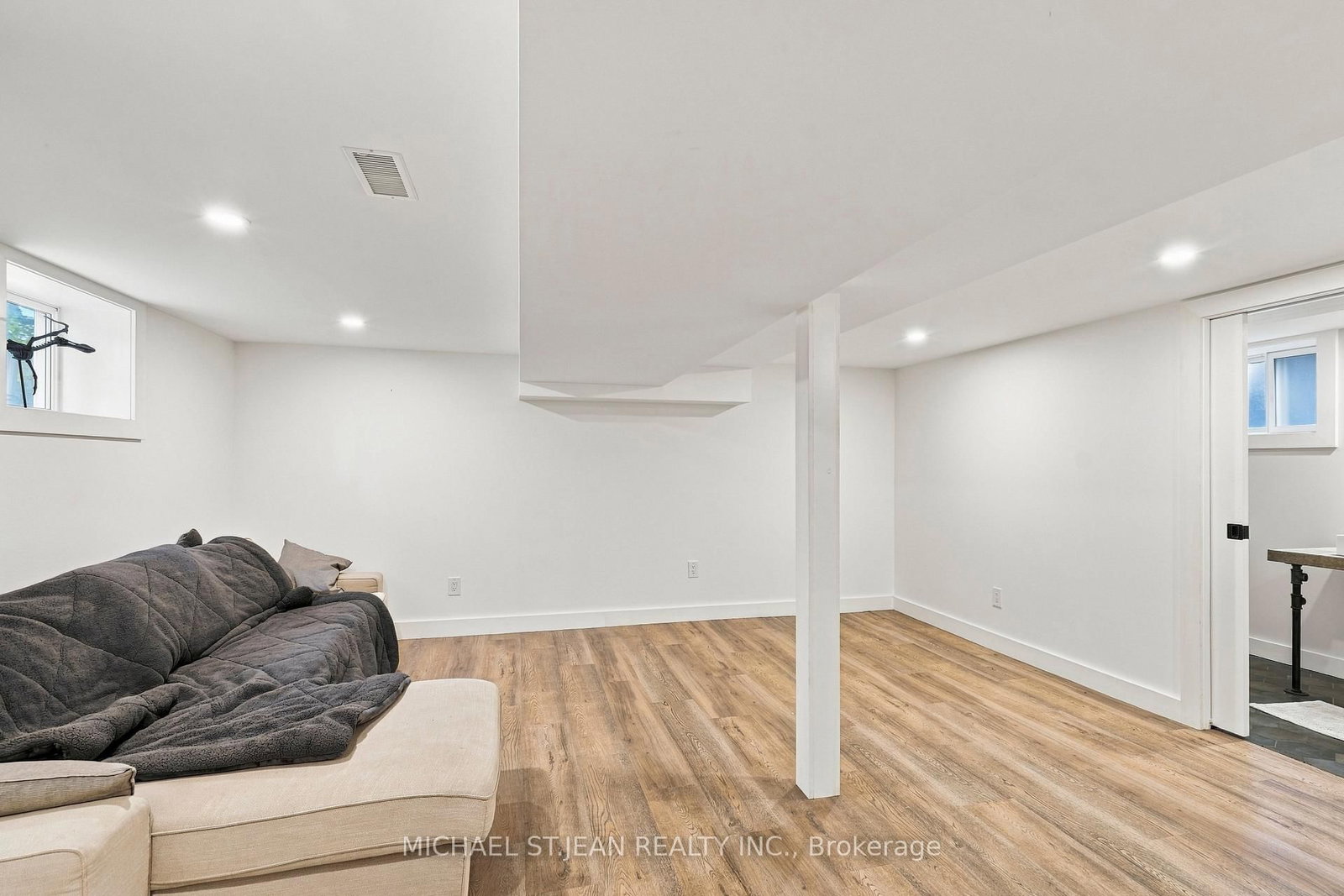 115 Kensington Avenue S • Hamilton, ON photo 39