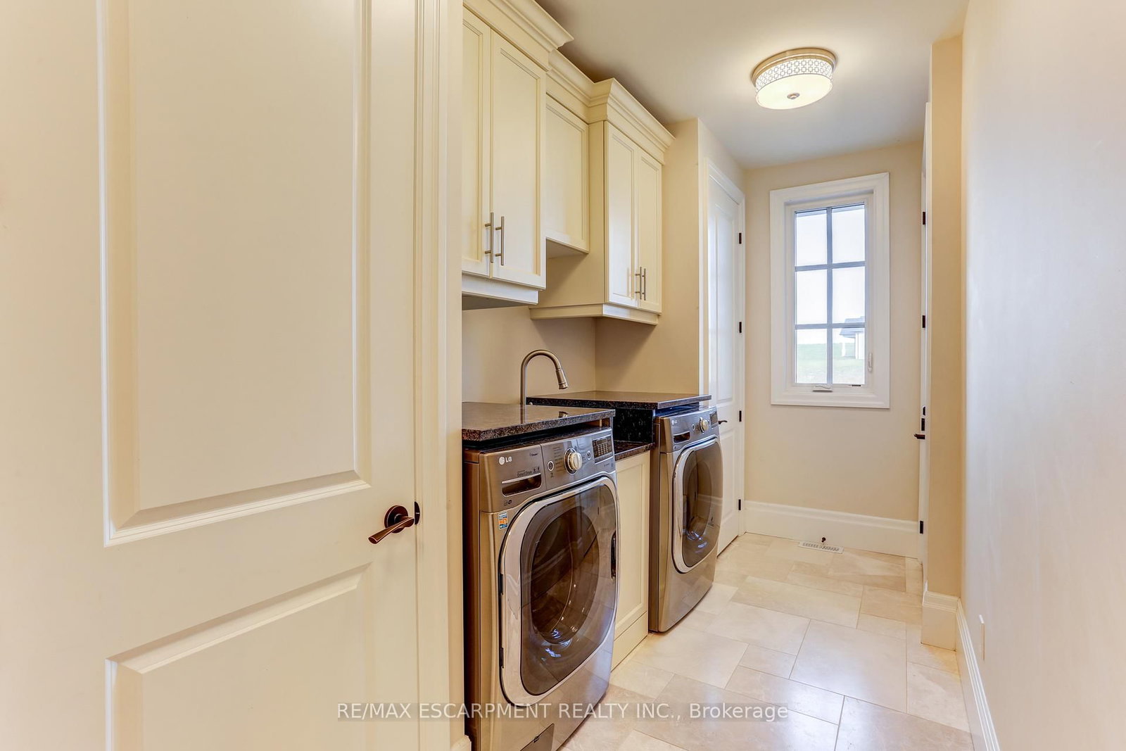 55 Tews Lane • Hamilton, ON photo 38