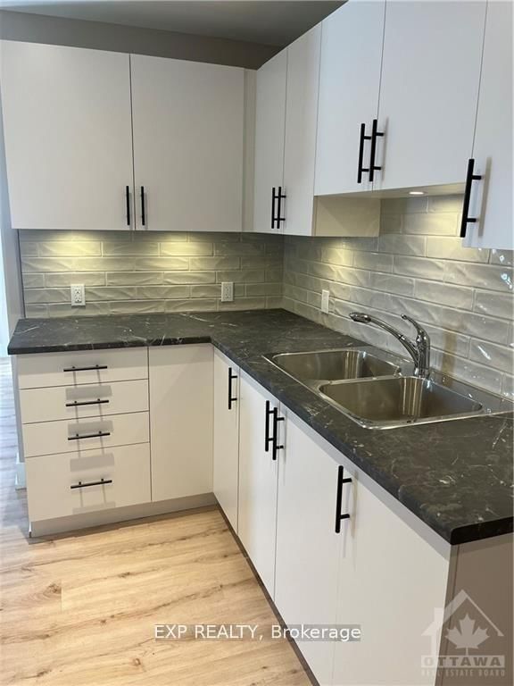 9 Kent Street • Smiths Falls, ON photo 14