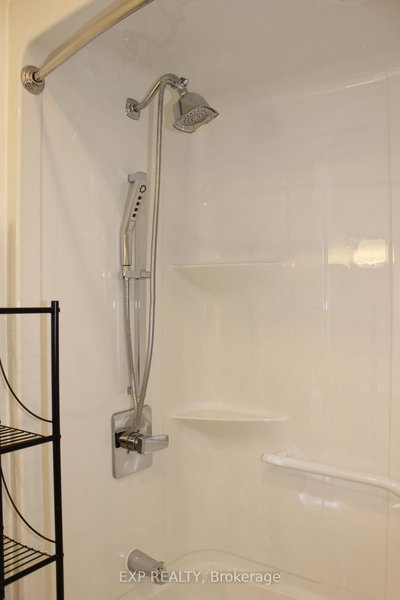 9 Kent Street • Smiths Falls, ON photo 9