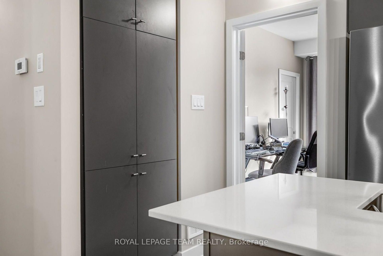 538 Crescendo Private • #32 • Ottawa, ON photo 13