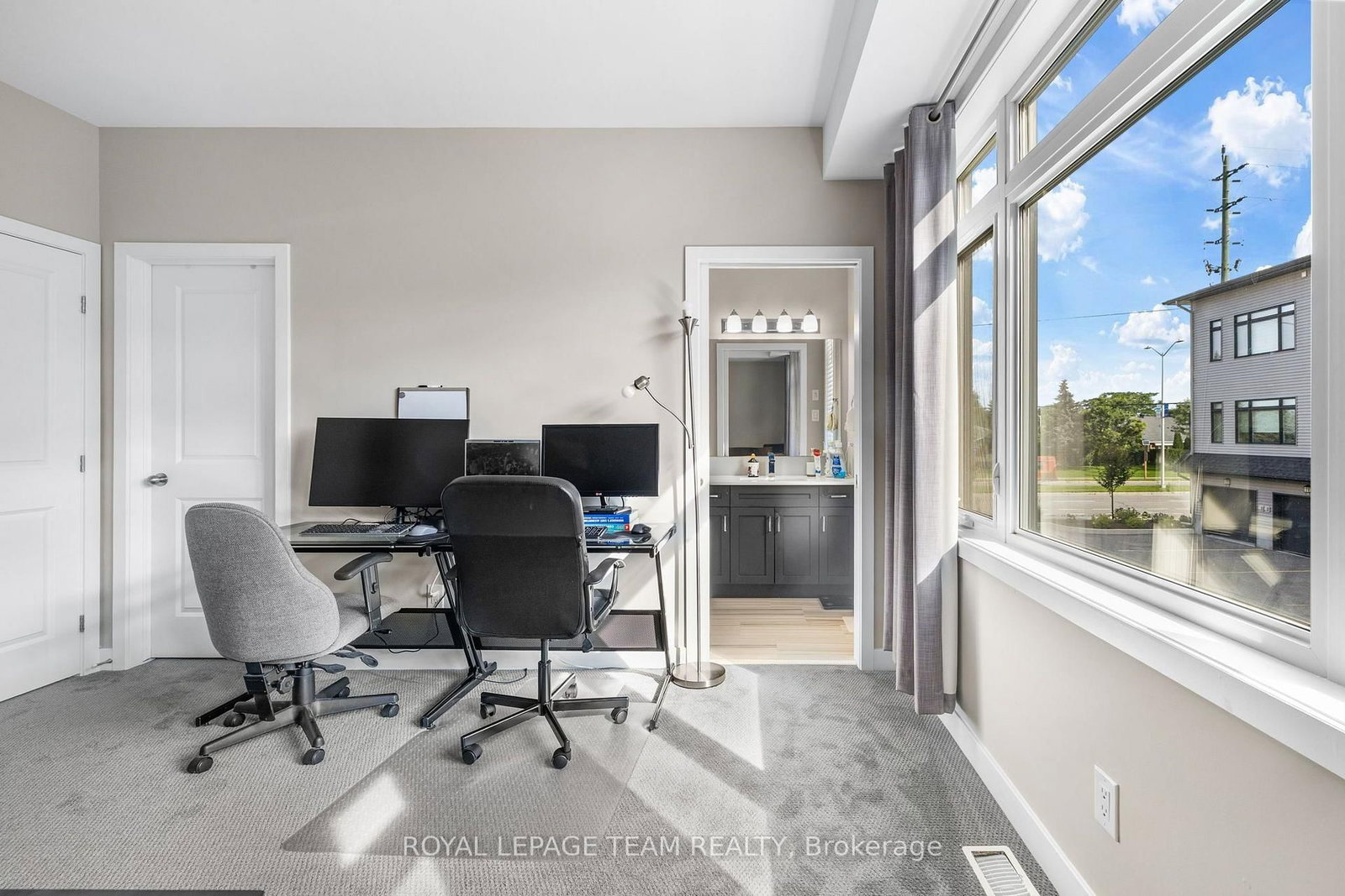 538 Crescendo Private • #32 • Ottawa, ON photo 20