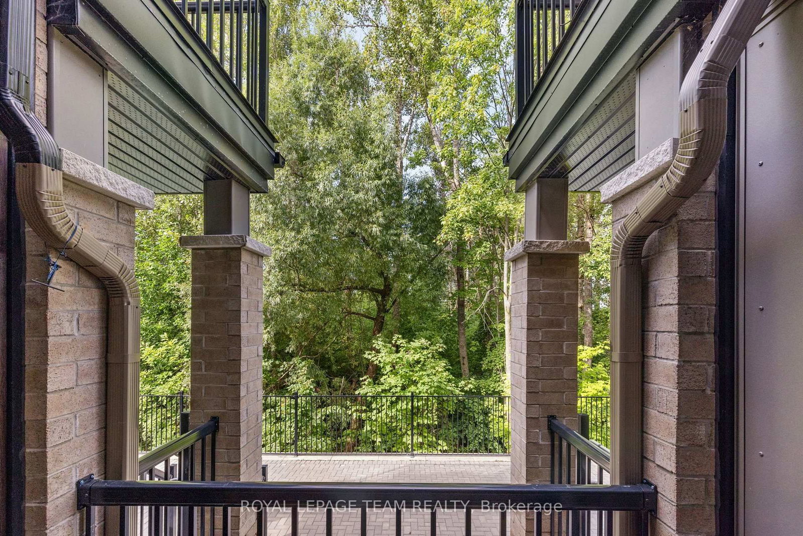 538 Crescendo Private • #32 • Ottawa, ON photo 31