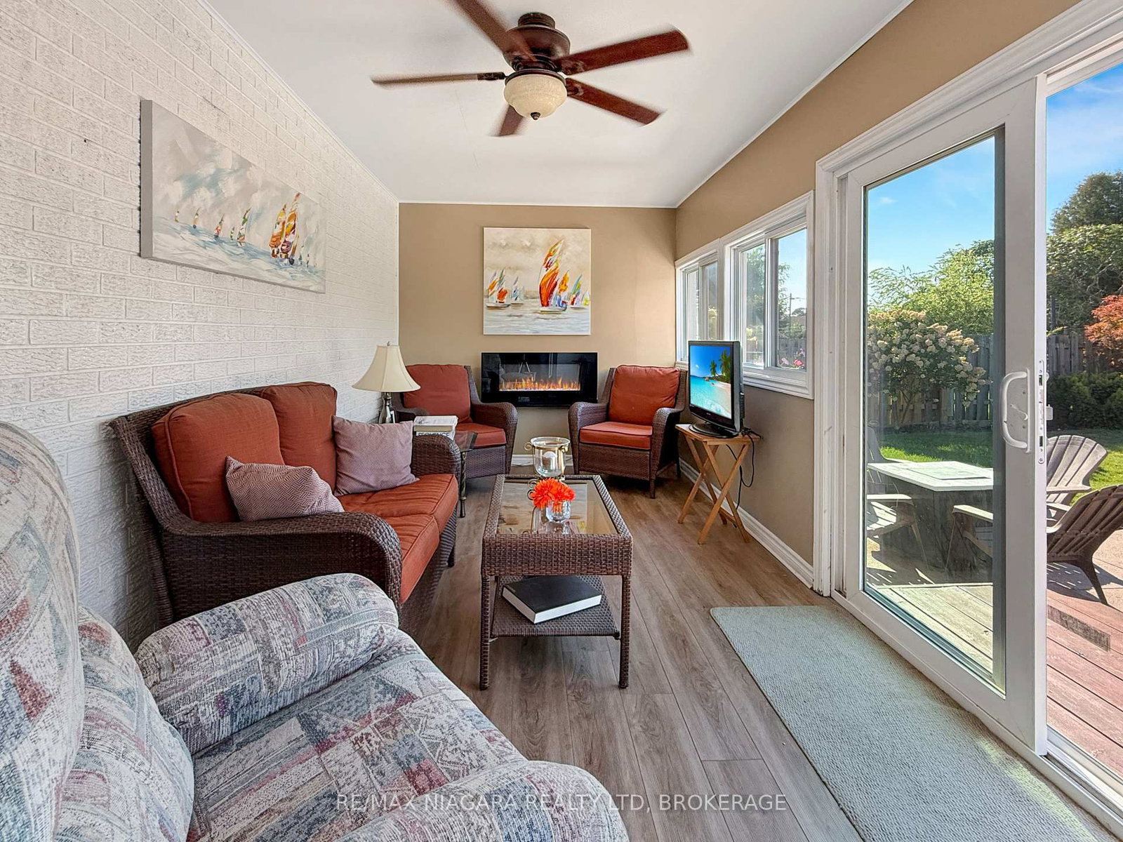 27 Lindbergh Drive • Fort Erie, ON photo 12