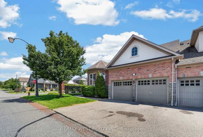 1 Potts Lane • Port Hope, ON photo 3