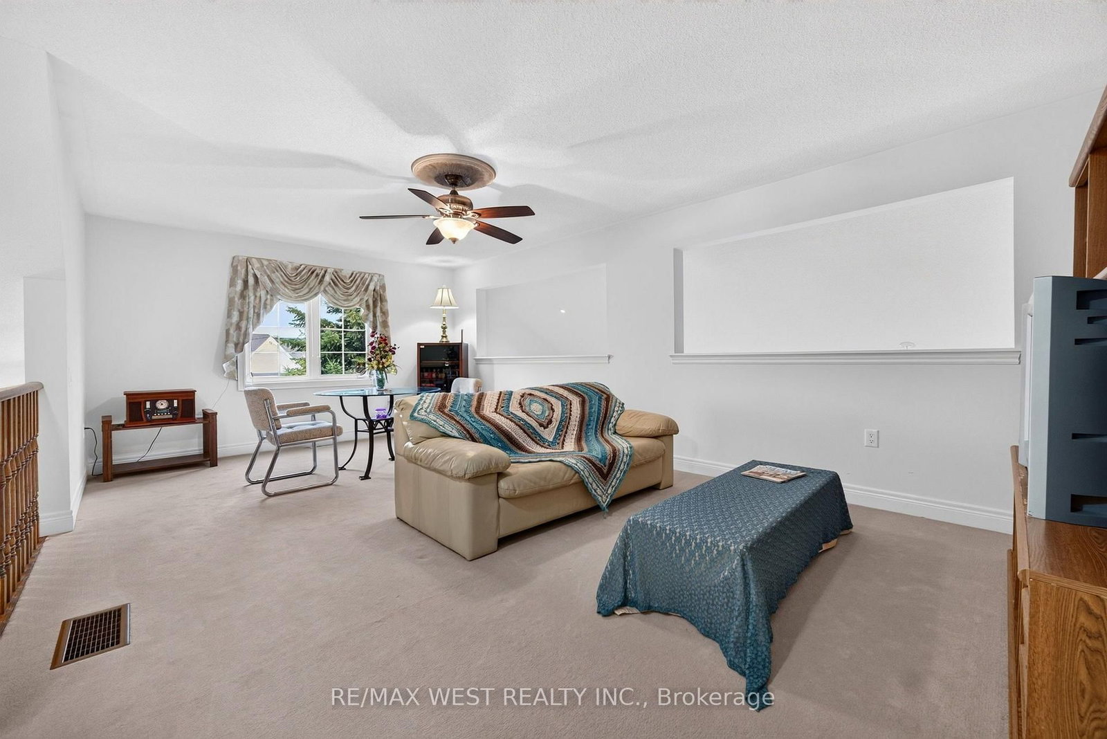 1 Potts Lane • Port Hope, ON photo 37