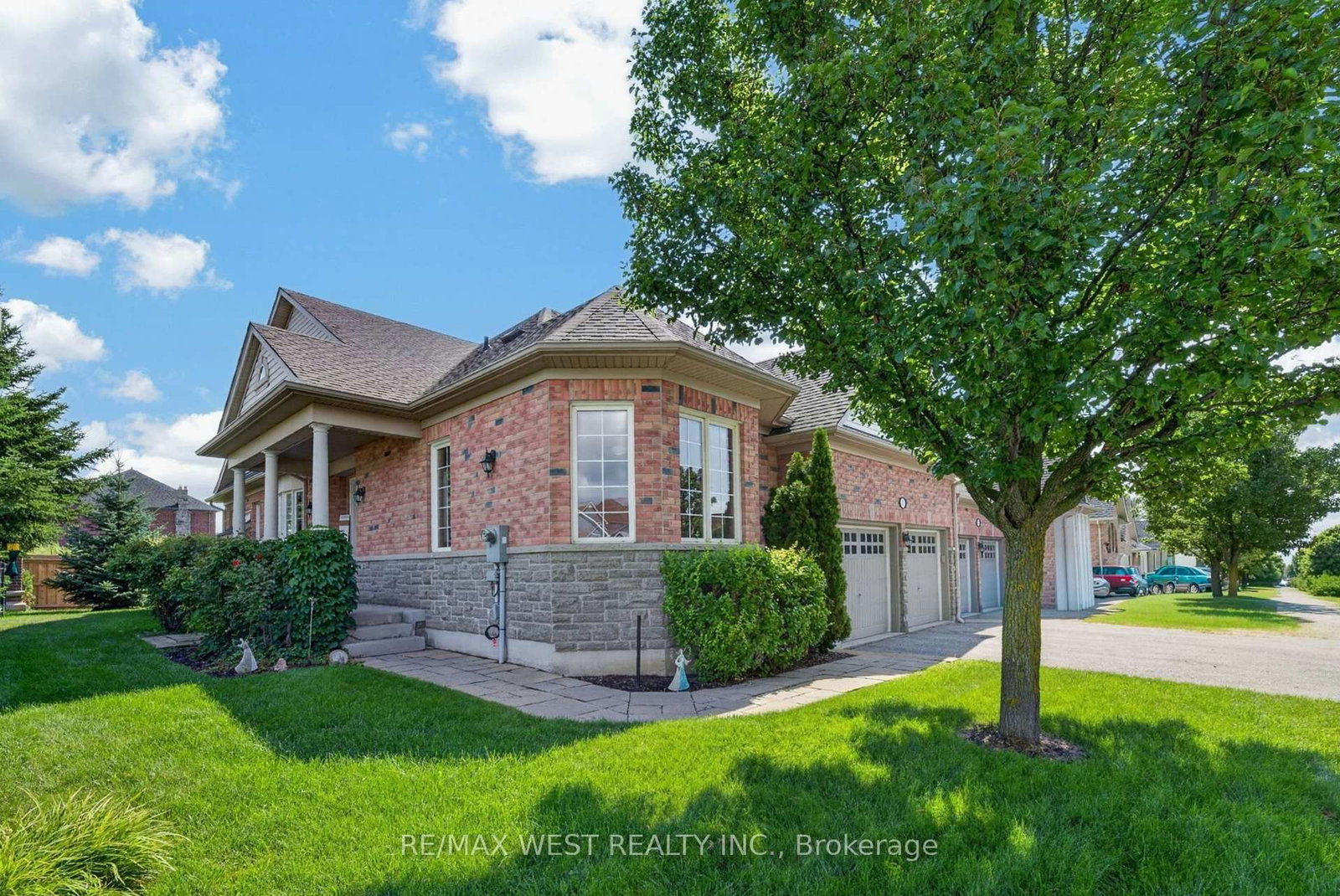 1 Potts Lane • Port Hope, ON photo 4