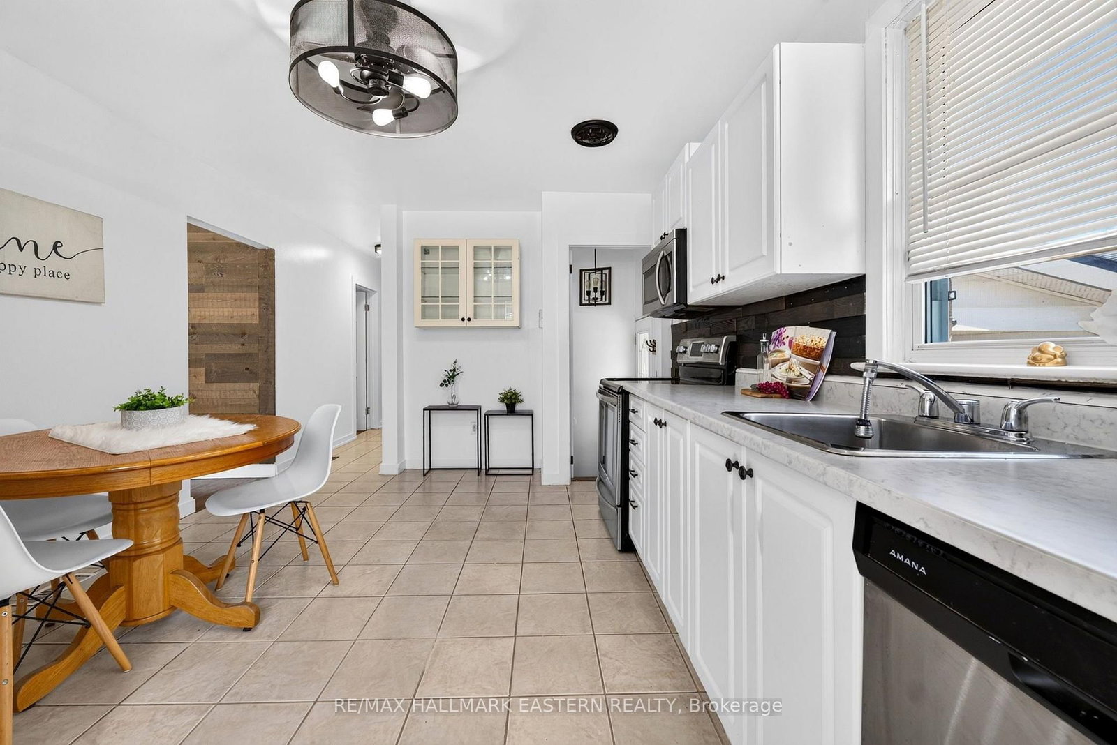 754 CRAWFORD Place • Peterborough, ON photo 12