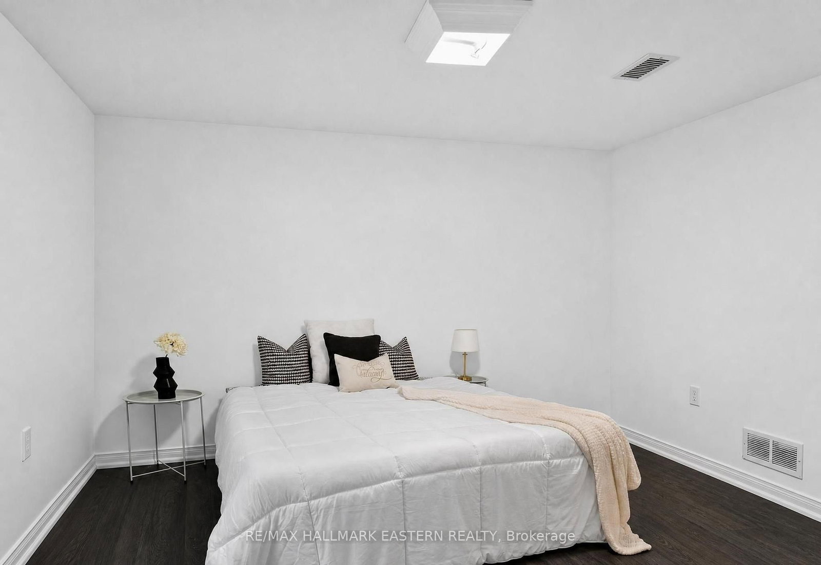 754 CRAWFORD Place • Peterborough, ON photo 30