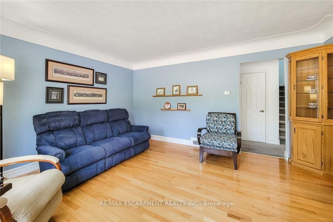42 LAKE Avenue N • Hamilton, ON photo 16