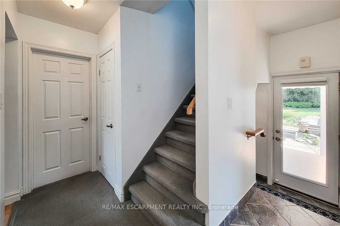 42 LAKE Avenue N • Hamilton, ON photo 23