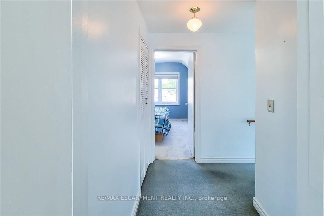 42 LAKE Avenue N • Hamilton, ON photo 26