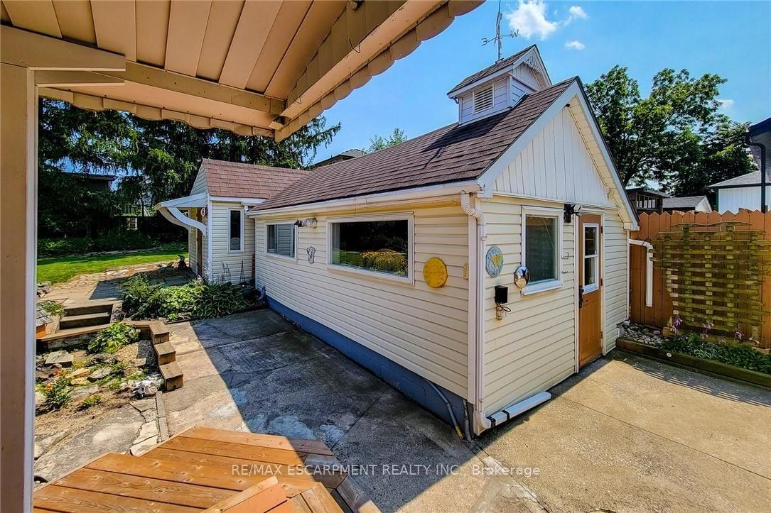 42 LAKE Avenue N • Hamilton, ON photo 38