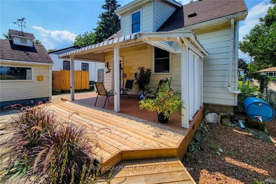 42 LAKE Avenue N • Hamilton, ON photo 8