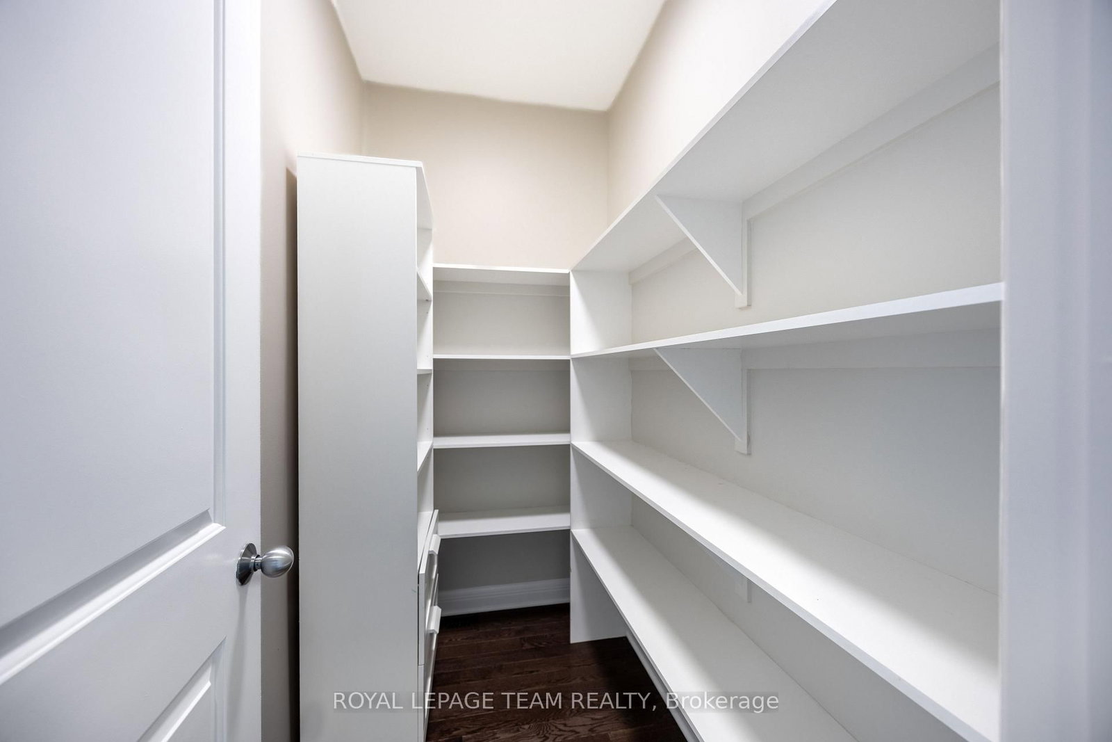 131 Escarpment Crescent • Ottawa, ON photo 21