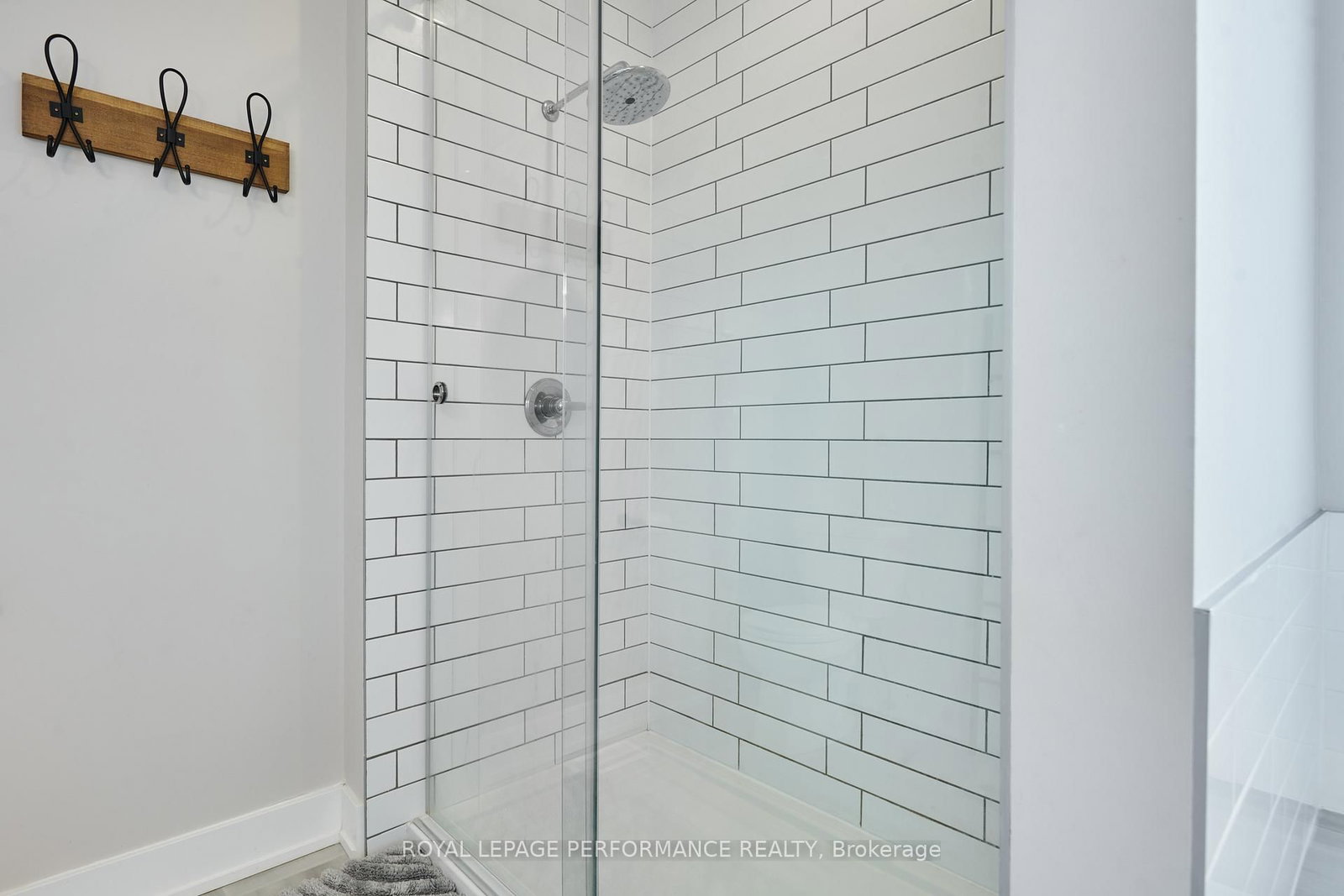 56 Pelham Crescent • Richmond, ON photo 21