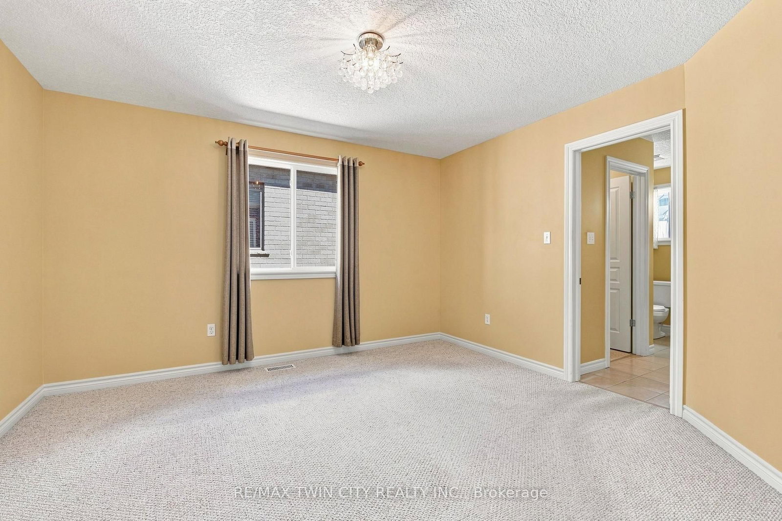 11 Lockwood Street • Cambridge, ON photo 16