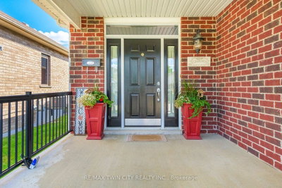11 Lockwood Street • Cambridge, ON photo 4