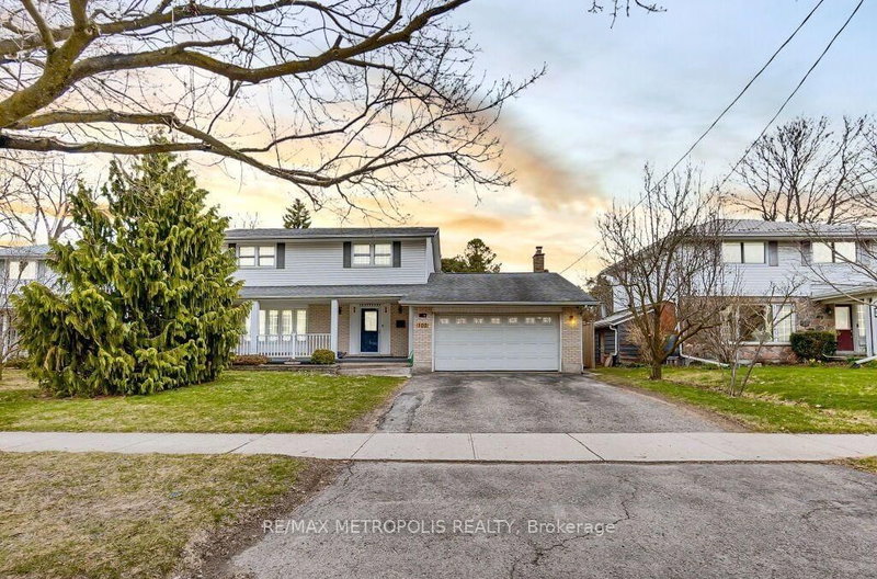 100 Warren Road