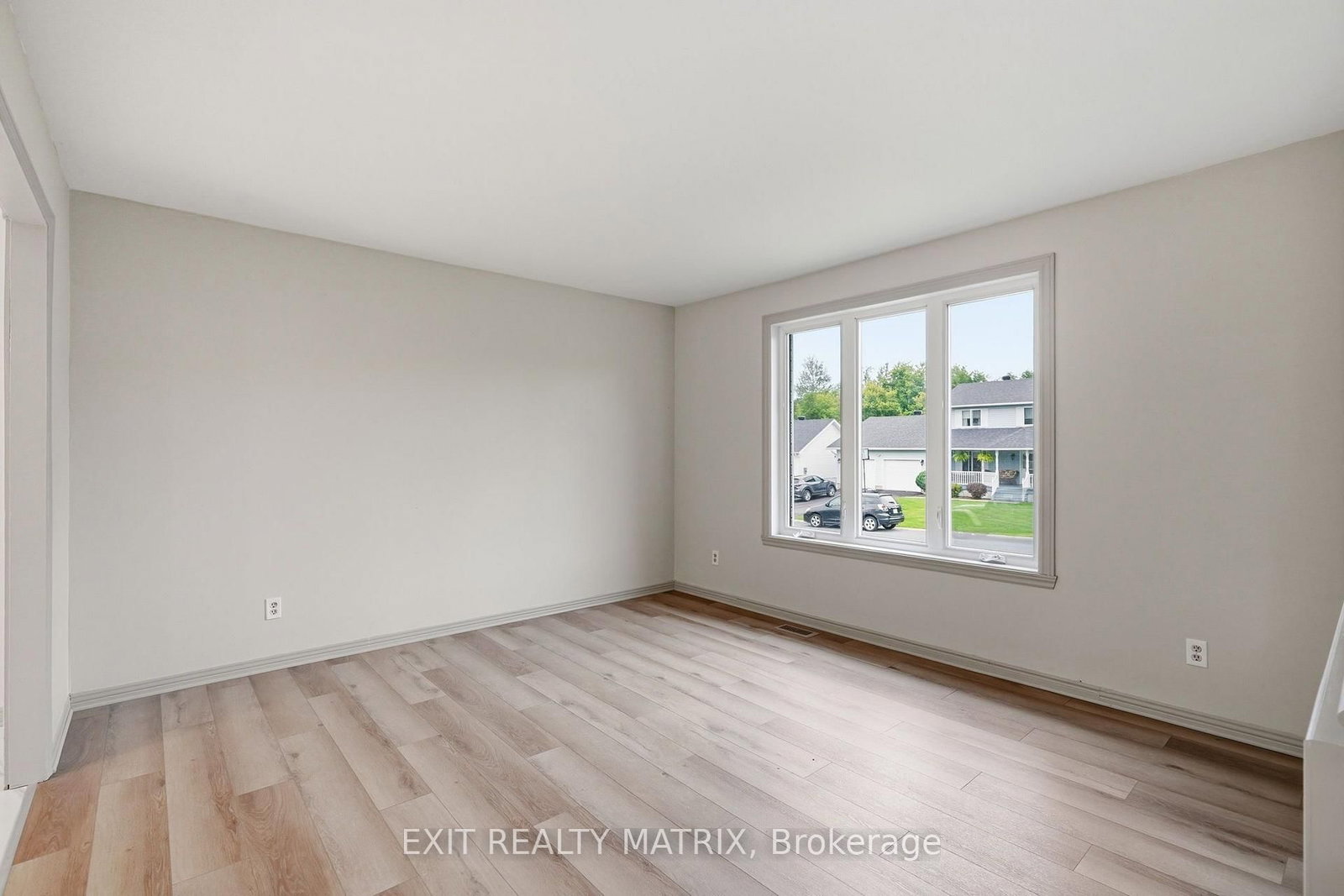 109 Oswald Street • Champlain, ON photo 5