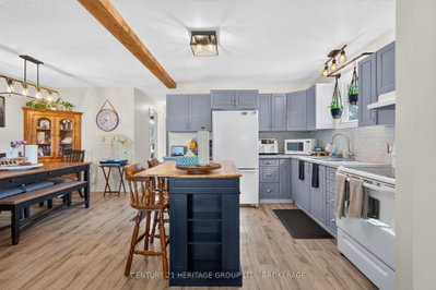 134 Purdy Road • Bath, ON photo 5