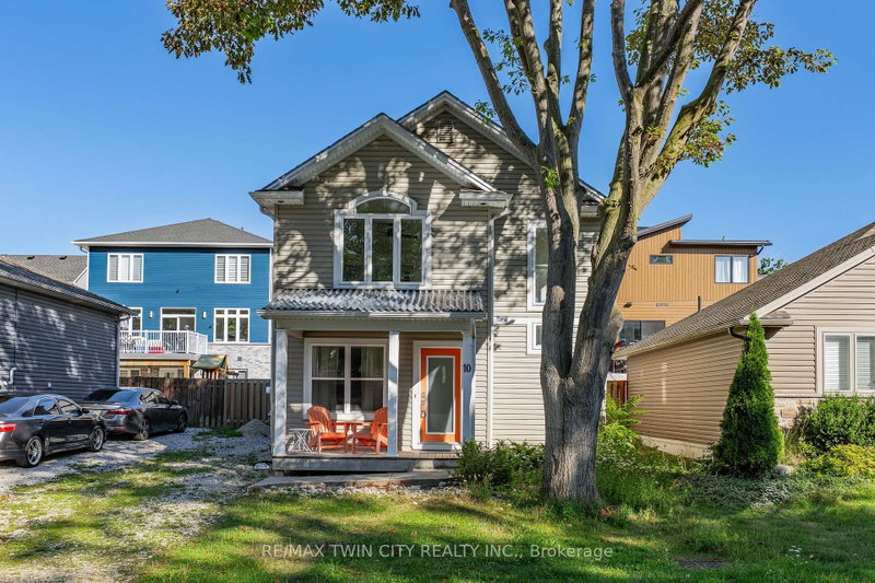 10 Queens Avenue
