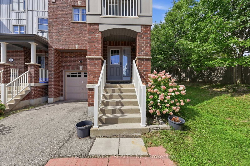 35 - 701 Homer Watson Boulevard
