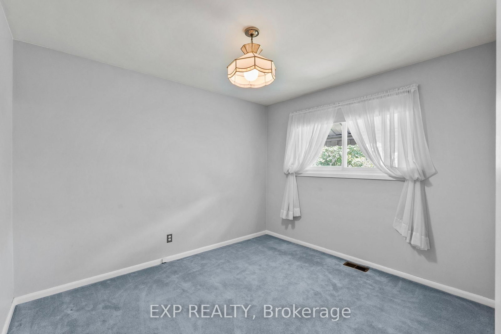 8800 Champlain Drive • Niagara Falls, ON photo 22