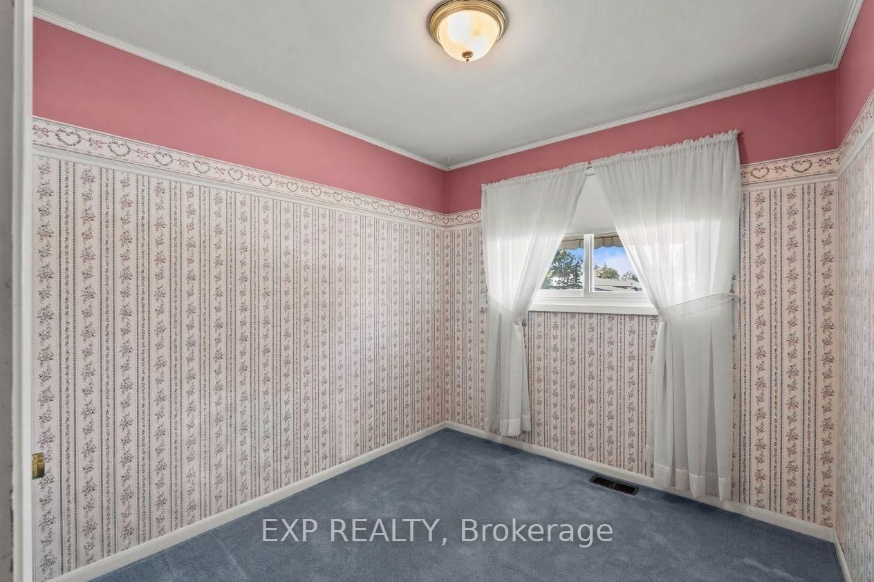 8800 Champlain Drive • Niagara Falls, ON photo 25