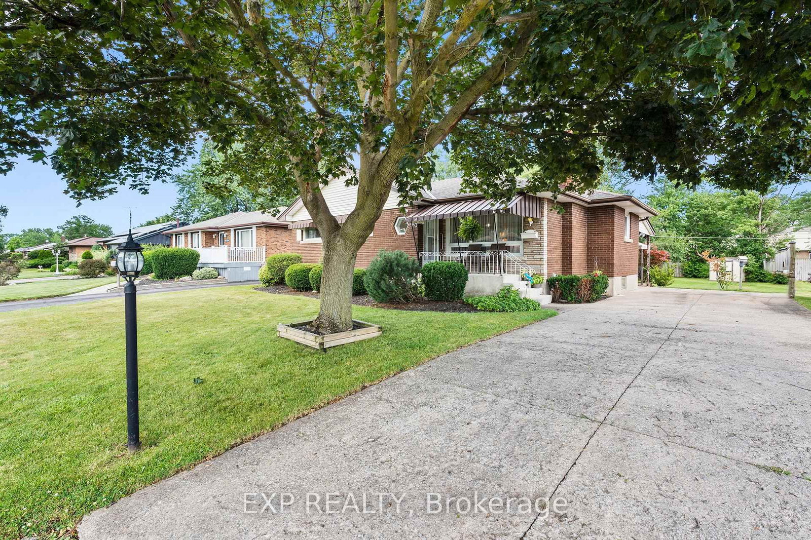 8800 Champlain Drive • Niagara Falls, ON photo 6