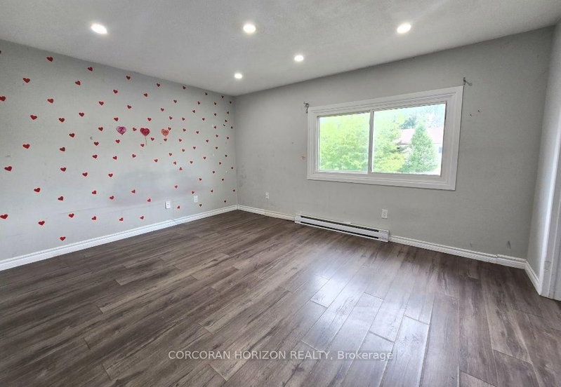 20 - 1600 Culver Drive