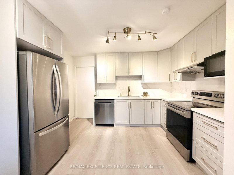home for lease on 49 Woodlawn Avenue