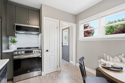 20 Hillview Street • Kitchener, ON photo 8