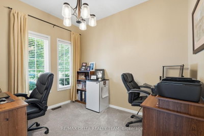64 Collington Street • Ottawa, ON photo 4