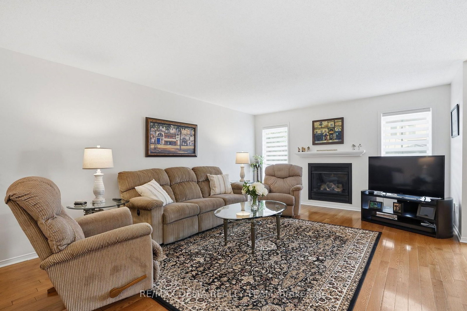 64 Collington Street • Ottawa, ON photo 9