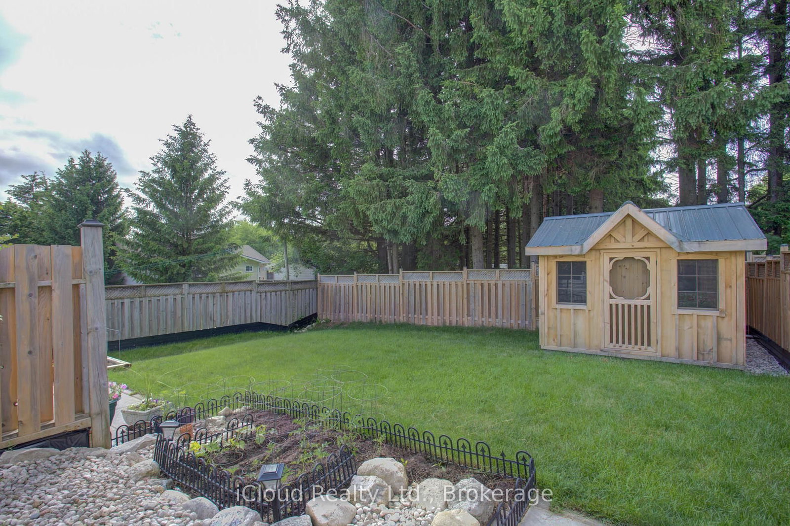 10 Sheffield Street • Southgate, ON photo 34